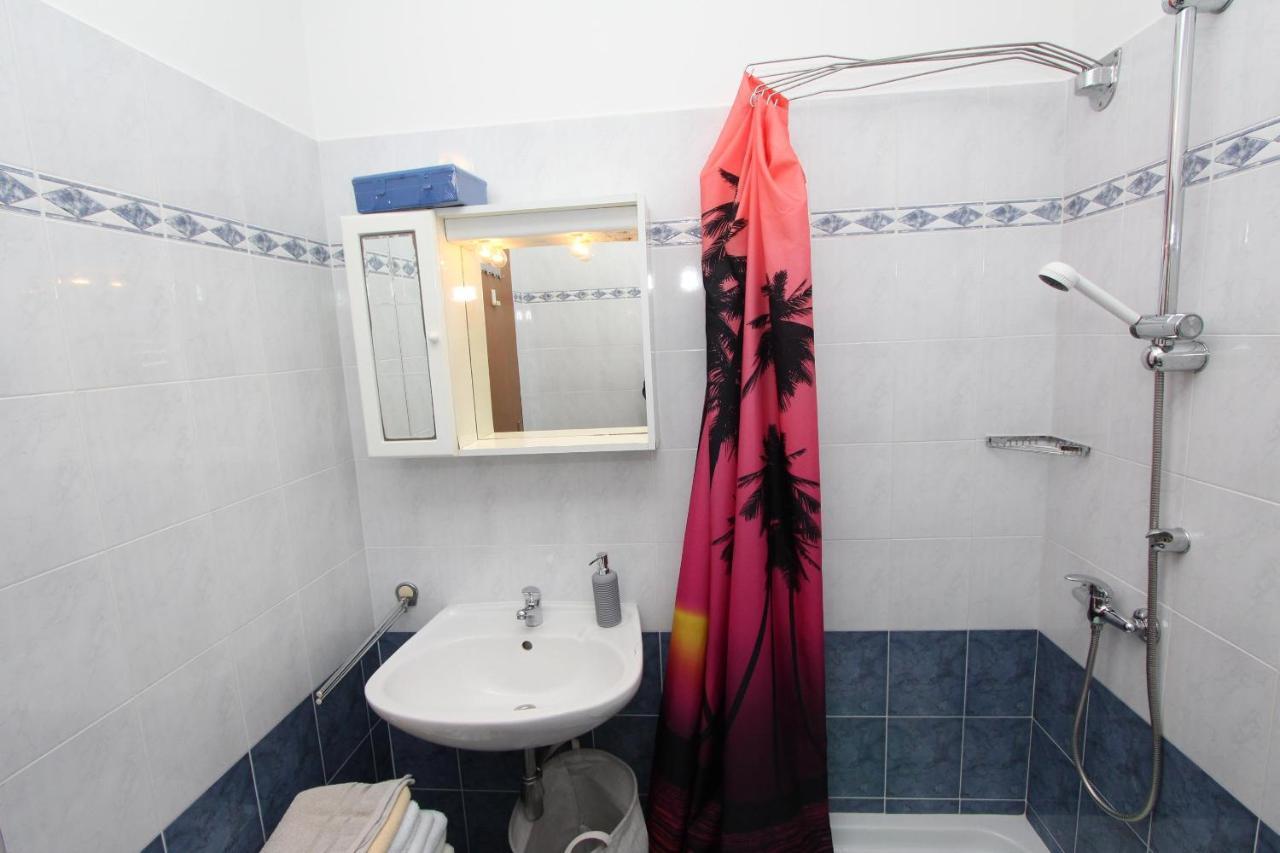 Rooms And Apartments Dino Rovinj Ngoại thất bức ảnh