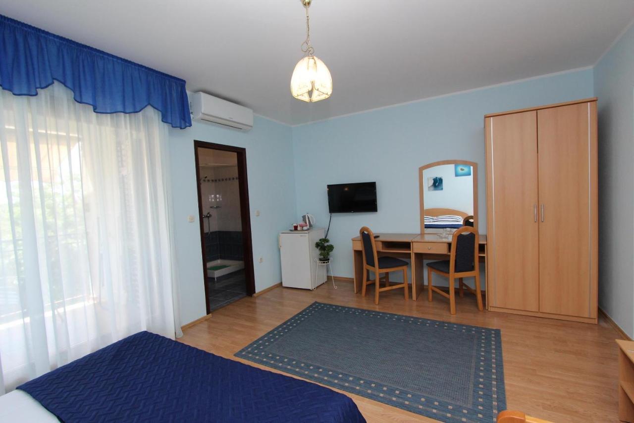 Rooms And Apartments Dino Rovinj Ngoại thất bức ảnh