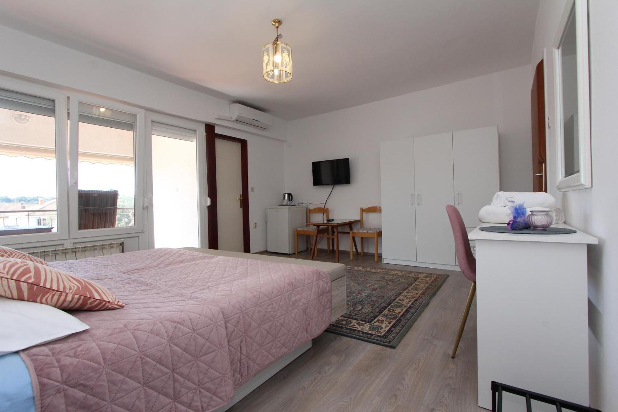 Rooms And Apartments Dino Rovinj Ngoại thất bức ảnh